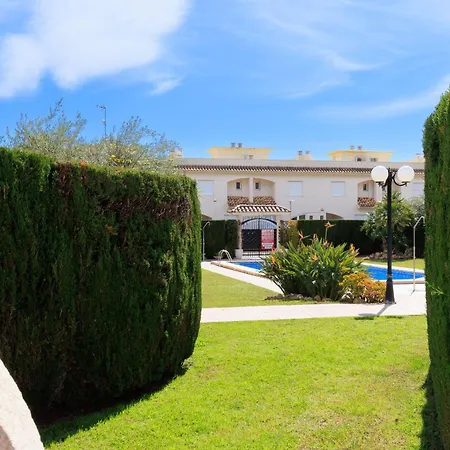 Uhc Residencial Cristal Miami Playa