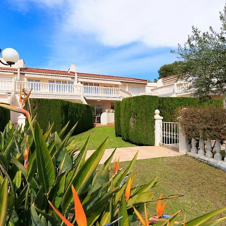Uhc Residencial Cristal